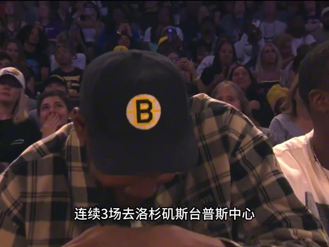 KD凡心大動(dòng)？連續(xù)三場(chǎng)盯梢火花隊(duì)皮衣布林克庫(kù)里‘準(zhǔn)妹夫’上線(xiàn)？